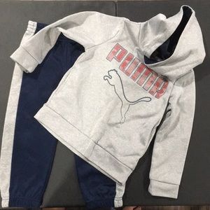 Puma boys size 4 jogger suit with pullover  hoody